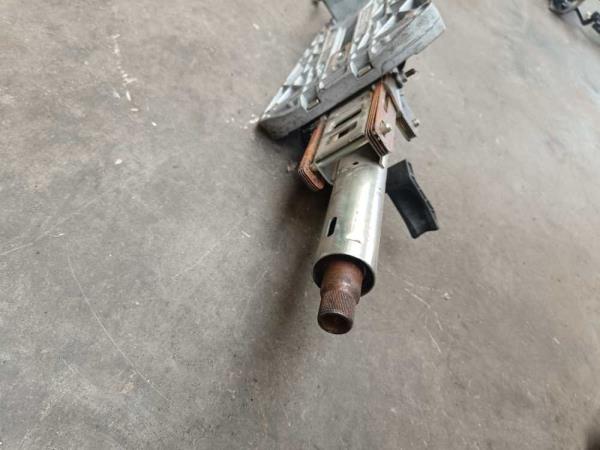 COLONNE DE DIRECTION MERCEDES CLASSE C W204 - Vue 2